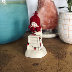 Snowbabies “Light It Up” Figurine Thumbnail