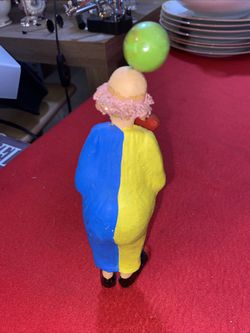 Clown ~ 7" Ceramic Colorful Balancing A Ball On His Head Thumbnail