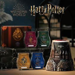 Harry Potter Hogwarts SCENTSY Warmer Bundle  Thumbnail