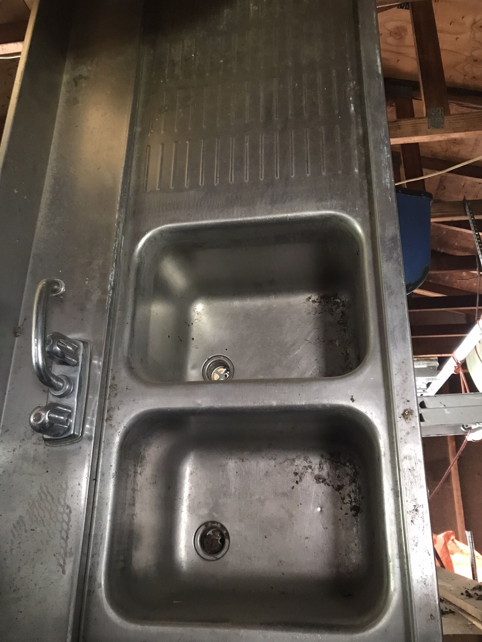 4 Bin Bar Sink Ten Foot Long