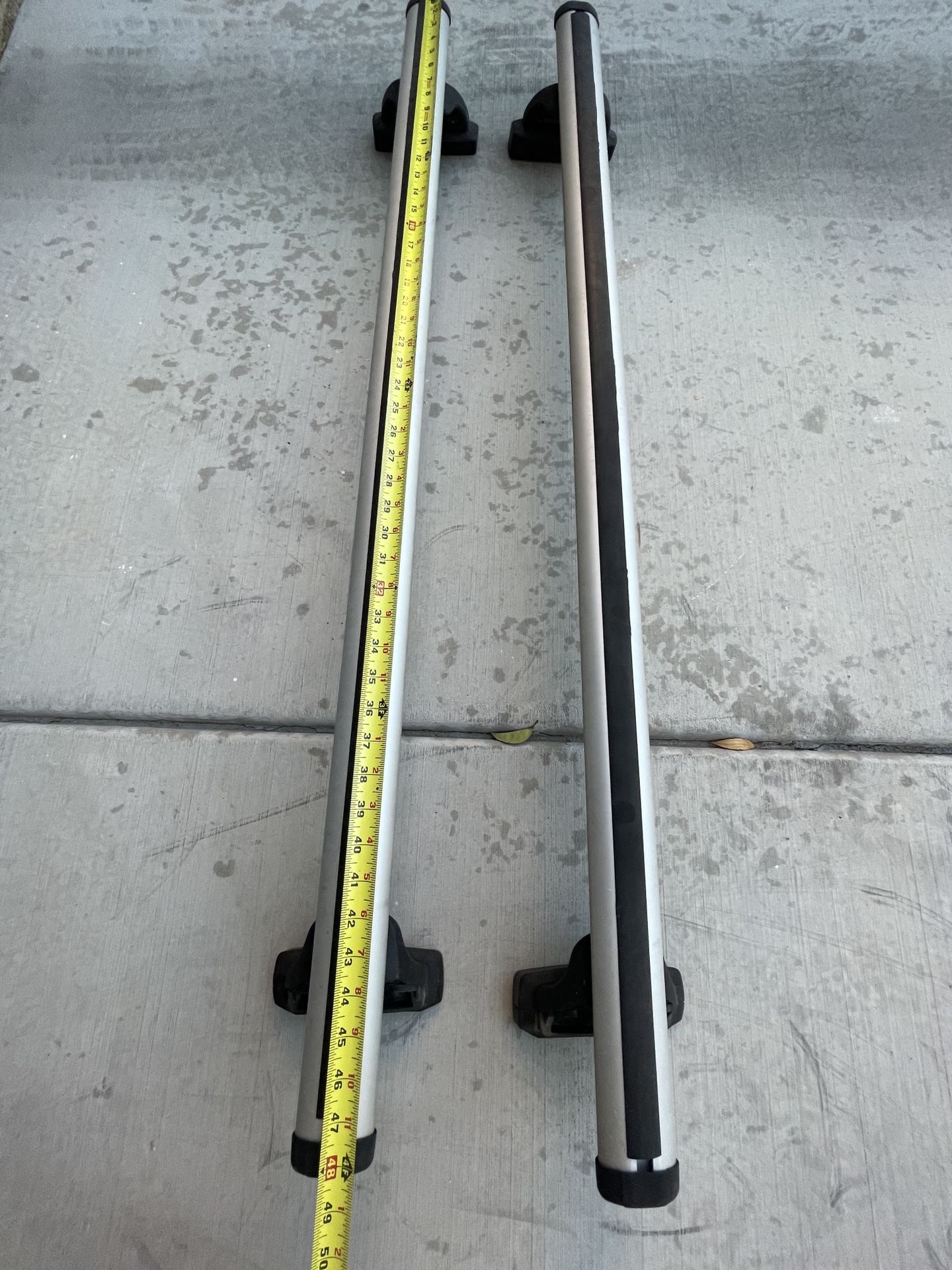 Thule RB47 Rapid Aero Aluminum Roof Rack Load Bars (47Inch, Set of 2