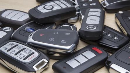 Car/Truck Keys & Remotes Thumbnail