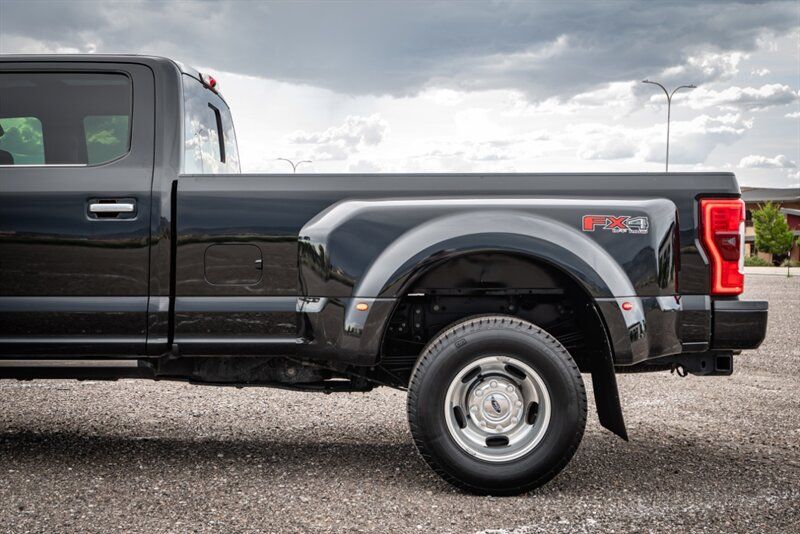 2017 Ford F-350 Super Duty Platinum
