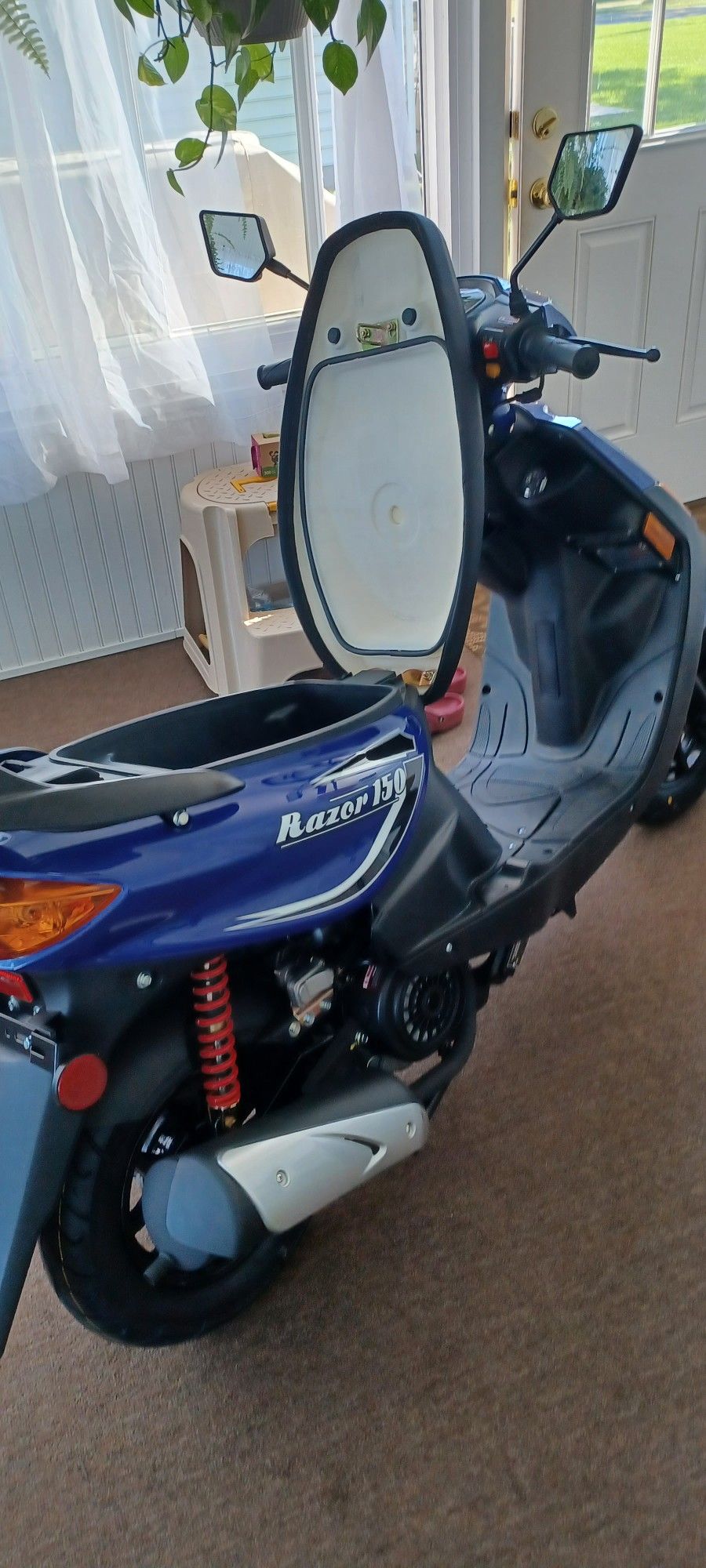 2022 Brand new Razor 150cc Scooter