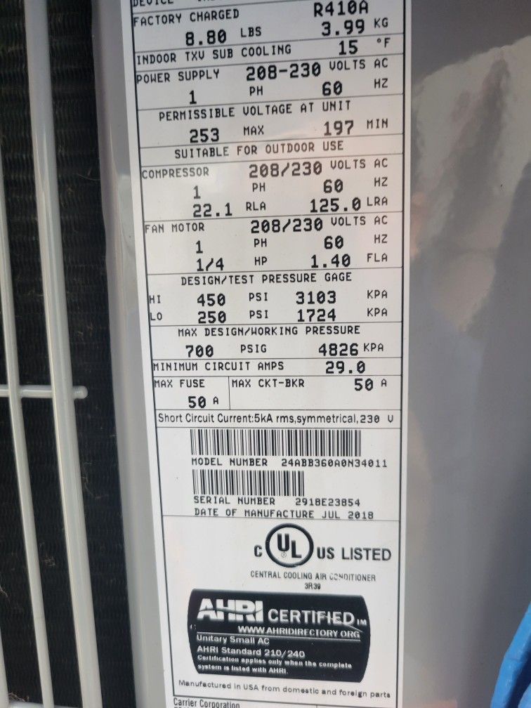 carrier 3Ton fan coil and condenser