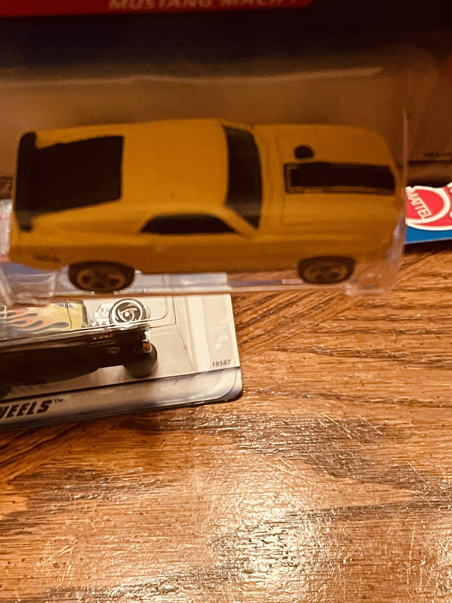 1998 Hot Wheels #670 First Edition 29/40 MUSTANG MACH 1 Yellow Variant w5 Spoke