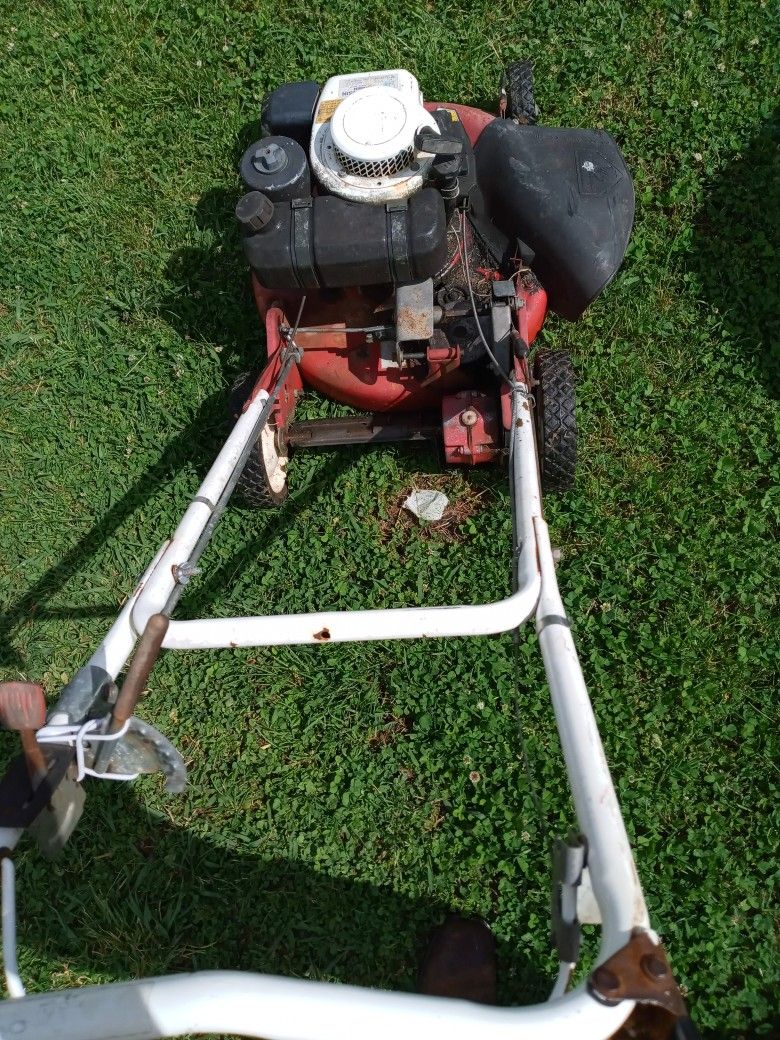 Snapper Self Propelled Push Mower