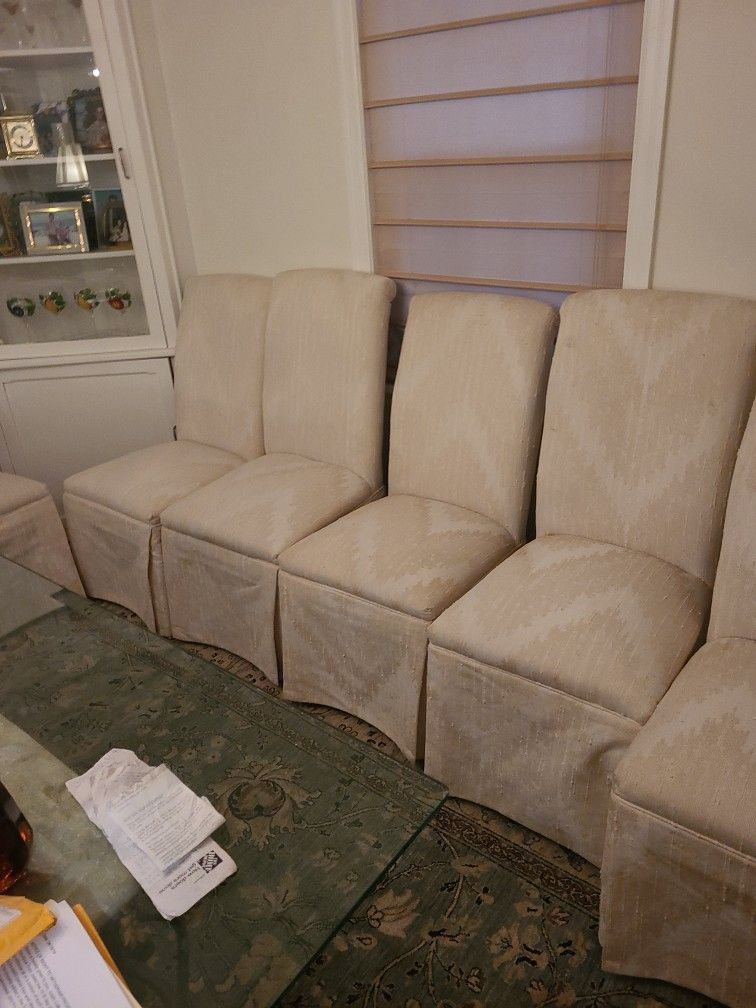 6 Dining Room Seats
