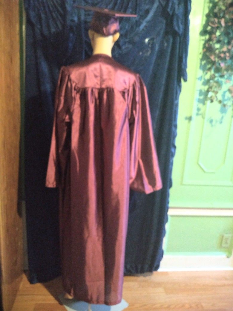 Unisex Burgundy Graduation Gown.