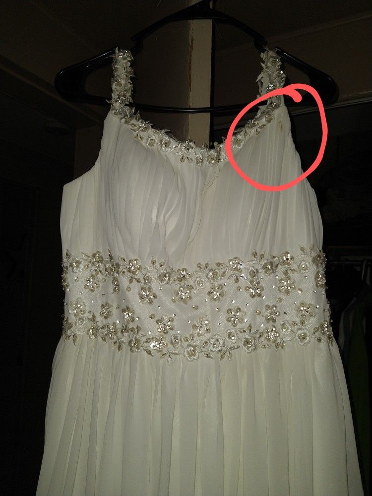 Simply Bridal Wedding Dress