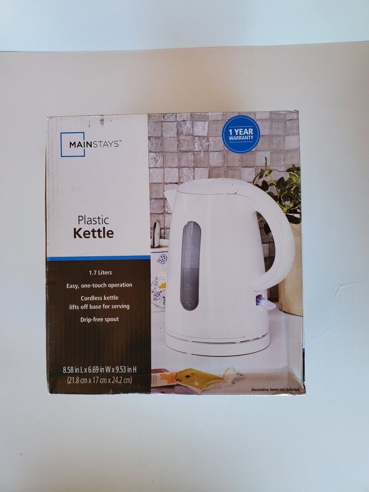 NEW Mainstays 1.7 Liter Plastic Kettle Cordless One Touch White