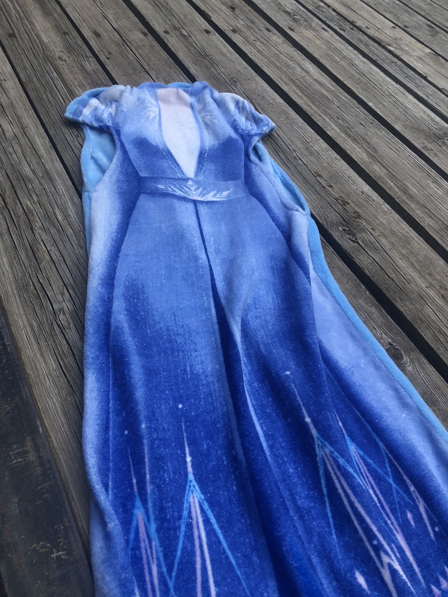 Frozen 2 Kids Snuggie