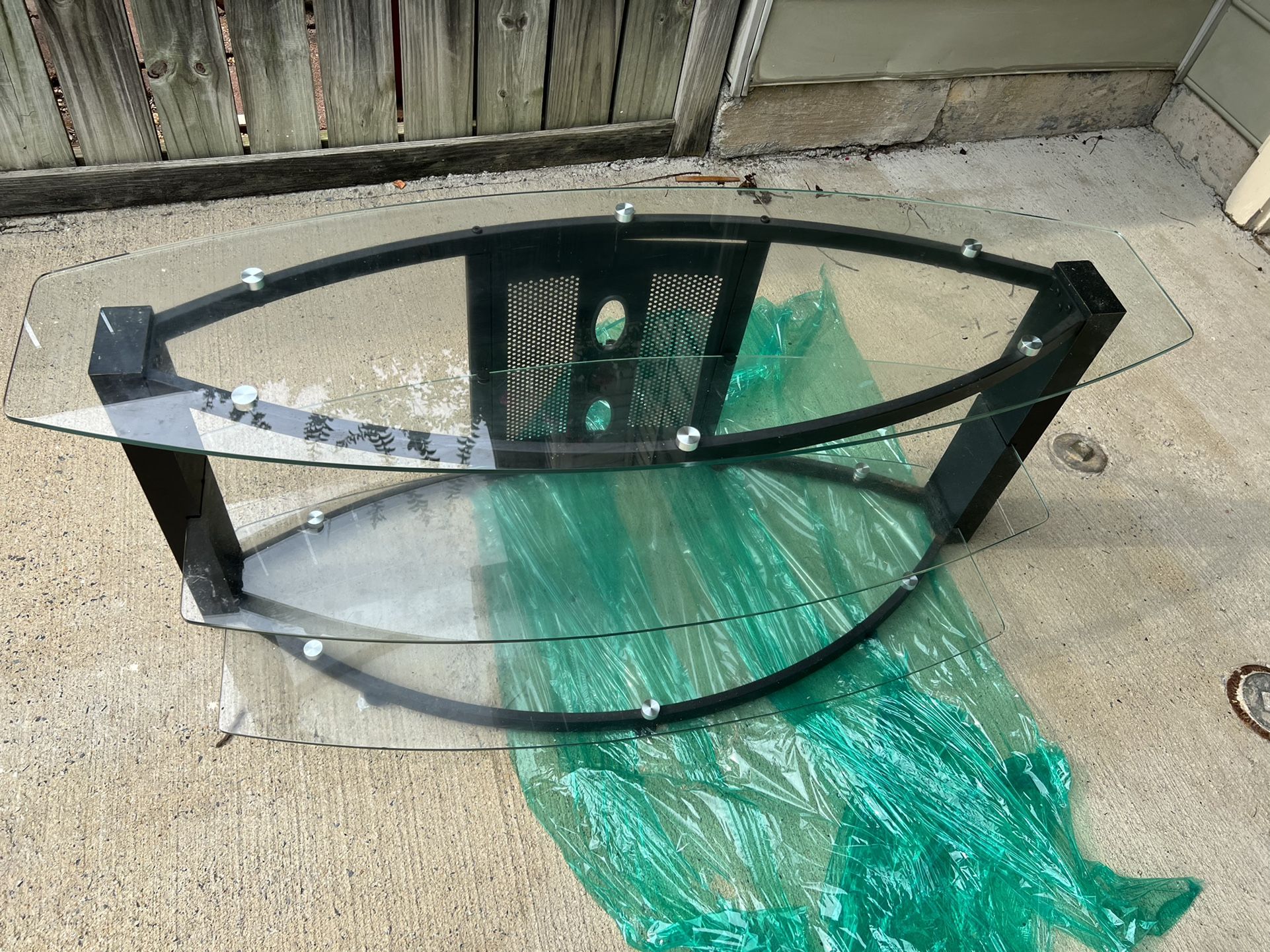TV Stand 55”