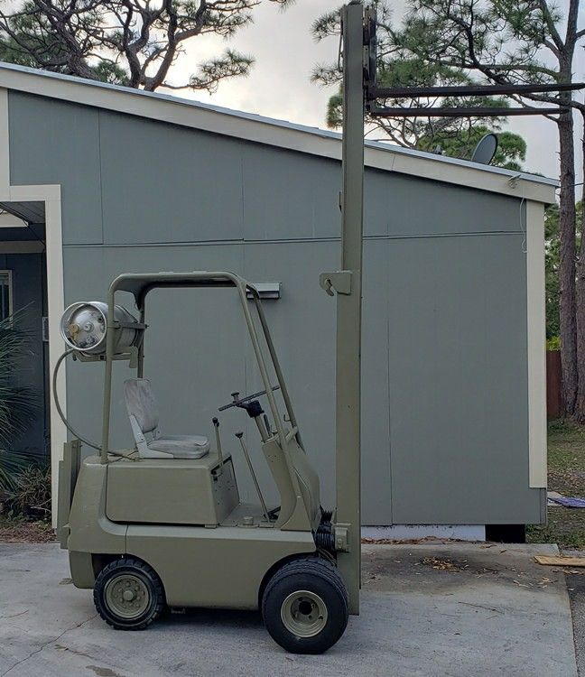 Forklift