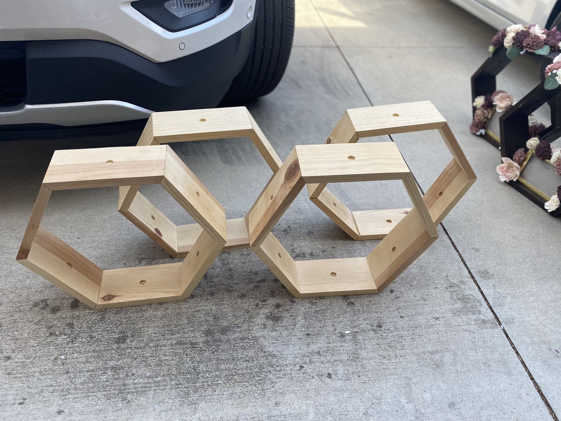Centerpieces Hexagon Wood $40