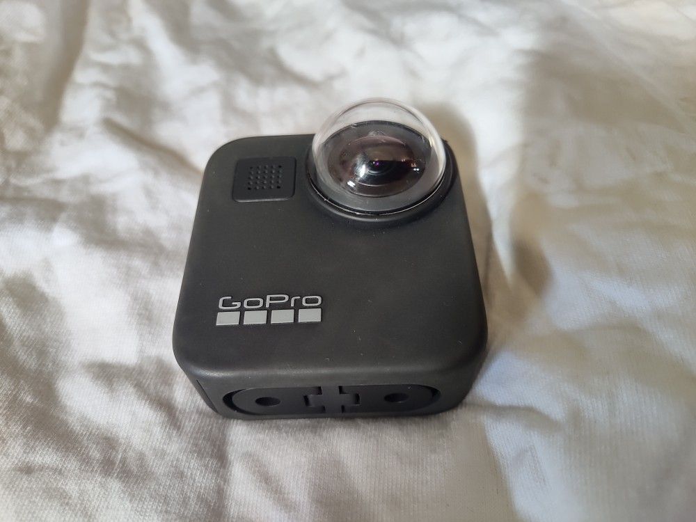 Go Pro MAX