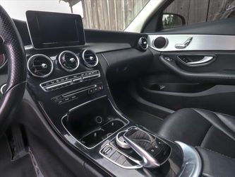 2015 Mercedes-Benz C-Class Thumbnail