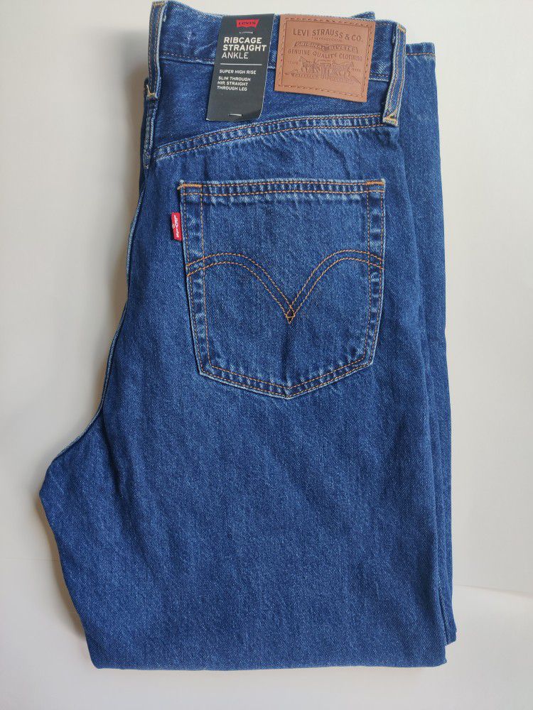 LEVI'S RIBCAGE STRAIGHT ANKLE Denim Jean's 30x27 NEW WITH TAGS!
