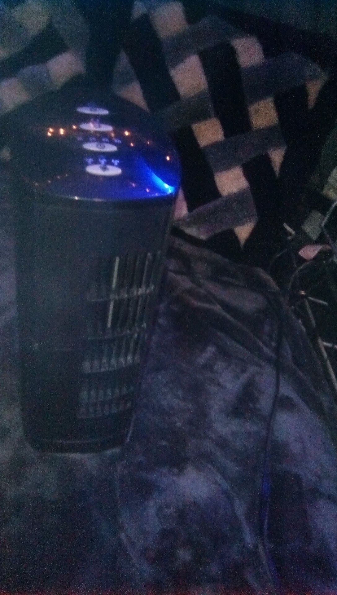 Cascade 3-speed timable oscillating fan table fan excellent condition