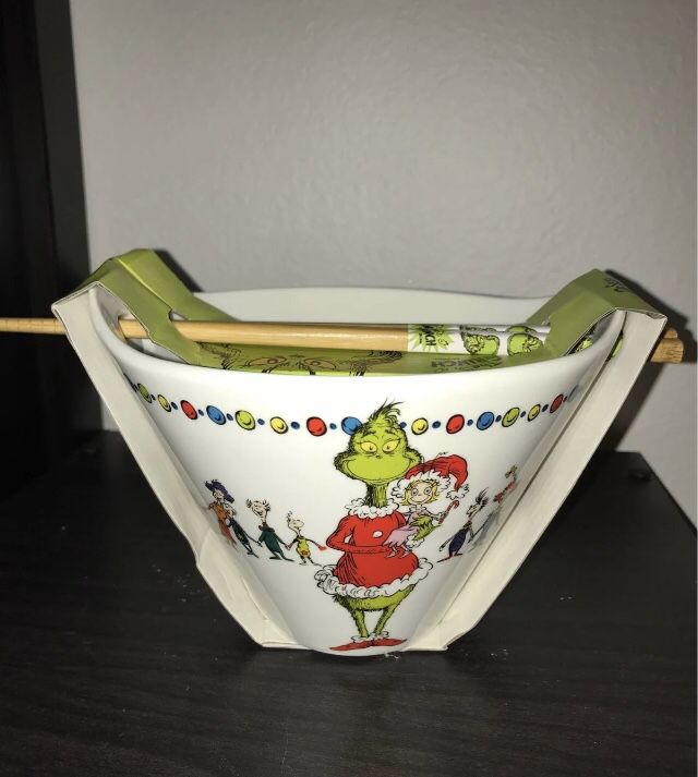 The Grinch Christmas Ramen Bowl 