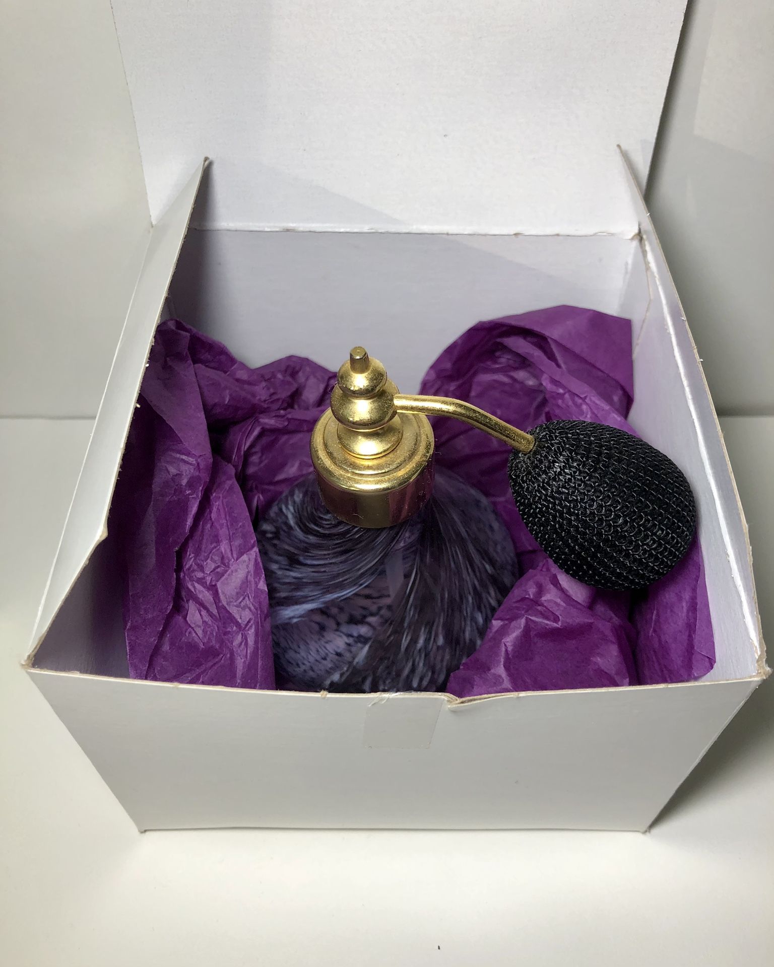 Glass Perfume Bottle With Mesh Atomizer Bulb Vintage Style