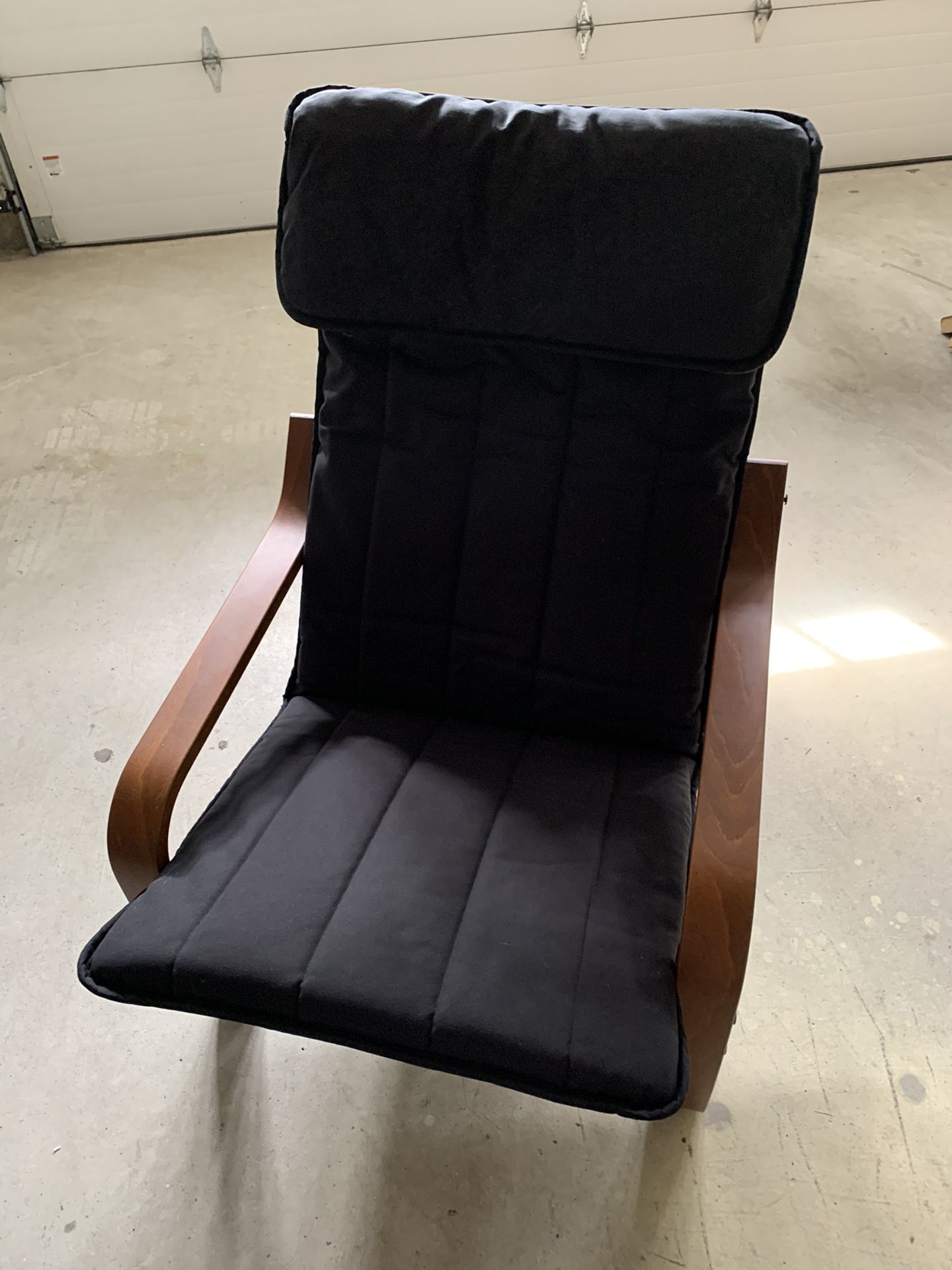 IKEA Resilient  Armchair Black-cushioned Very Good