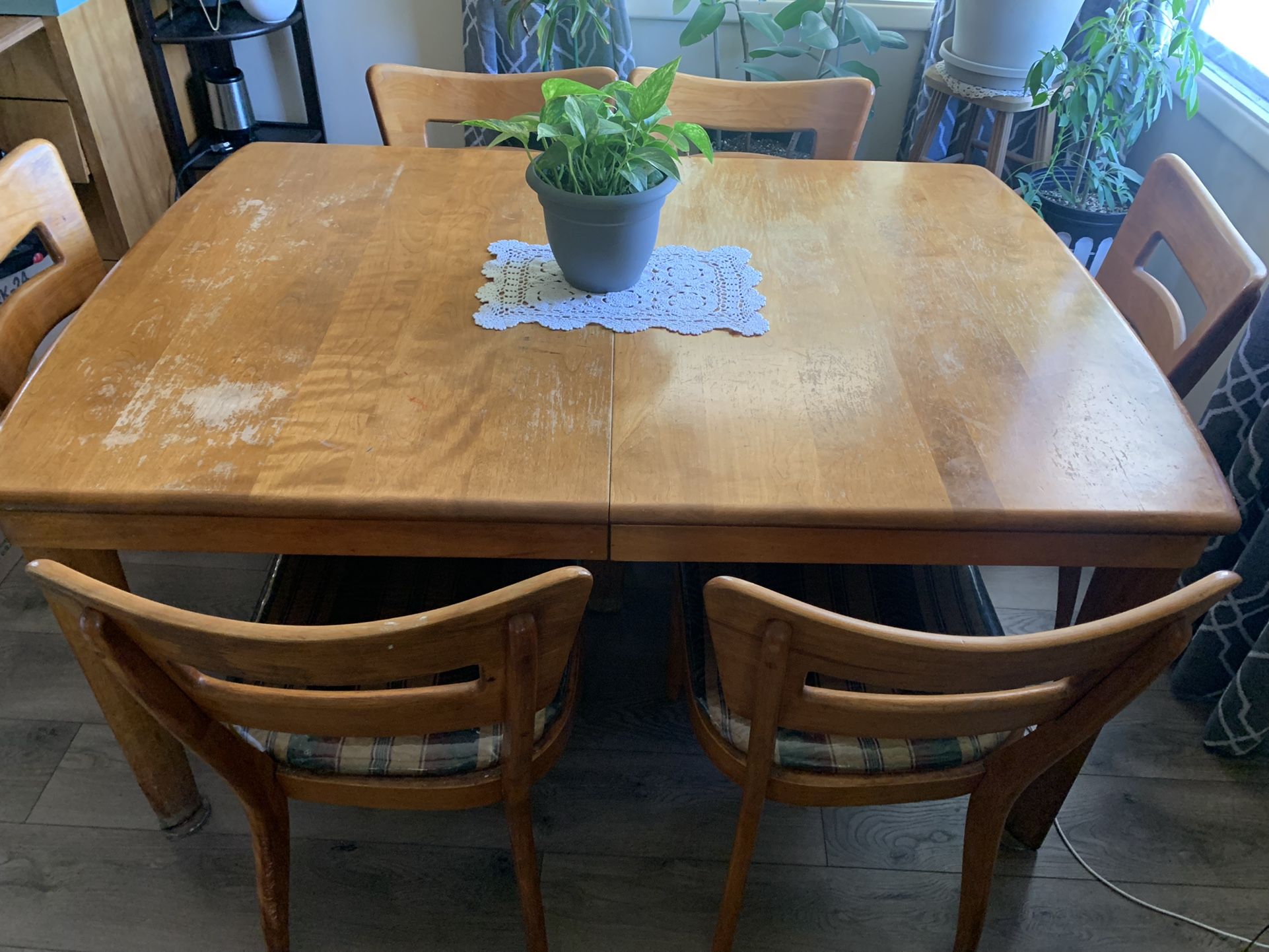 Dining Table 6 Chairs And Hutch