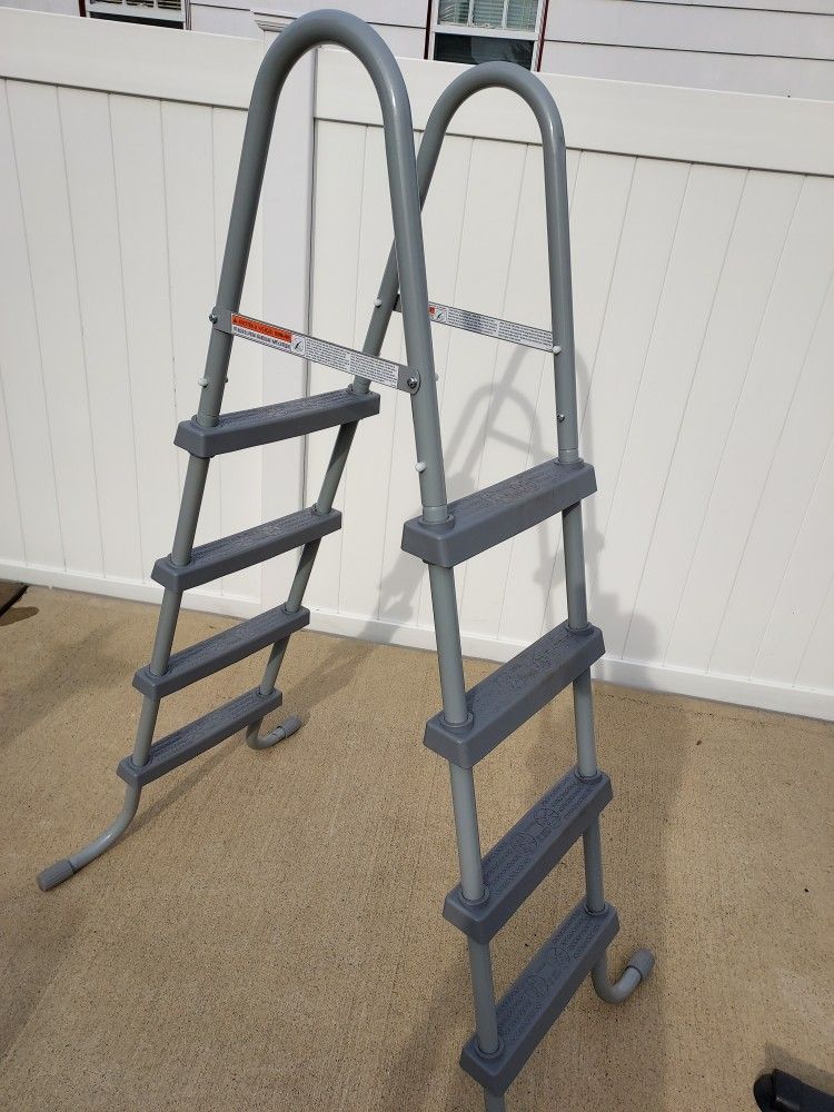 Pool Ladder