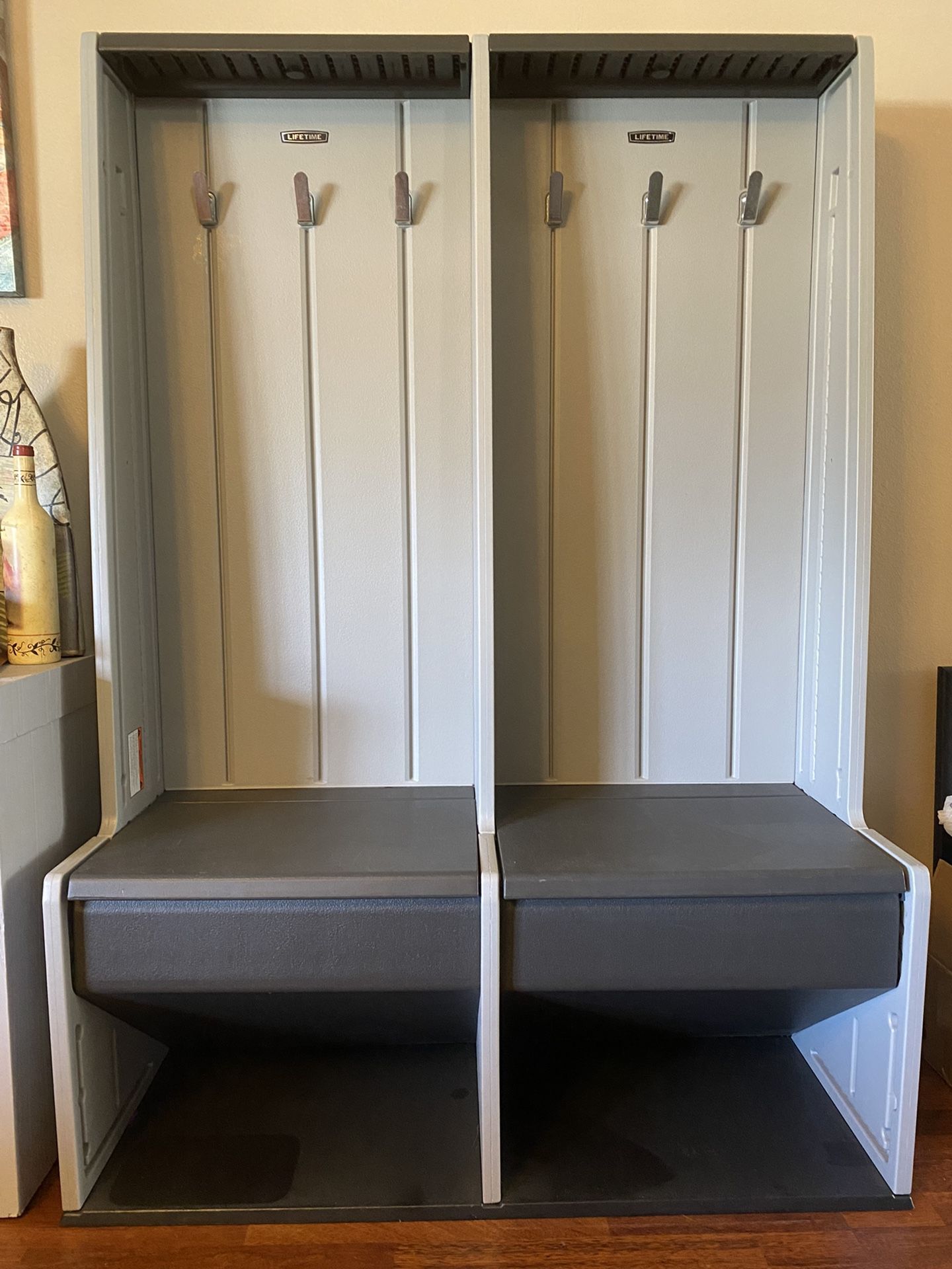 Lifetime Home & Garage Storage Locker (entry Way Hall Tree)
