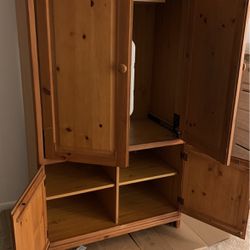 TV Entertainment Storage Unit. HARD AND HEAVY. Delivery / Pick Up Available Thumbnail