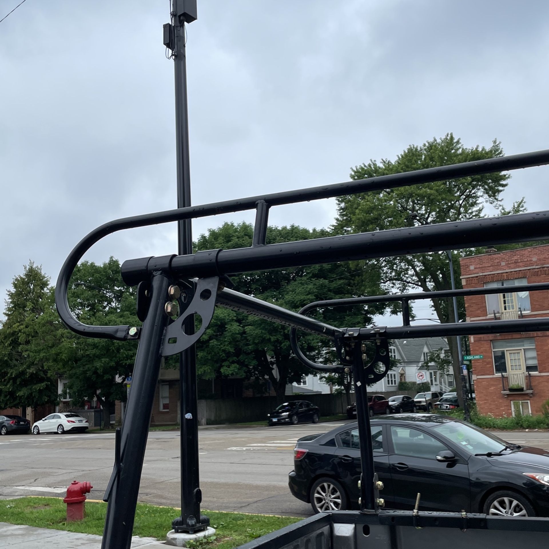Ladder rack great condition easy to install