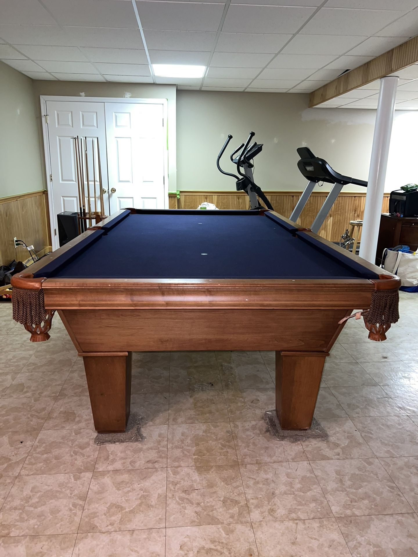 Oversize 8’ Slate Pool Table For Sale!! Delivery, installation & New Cloth Included