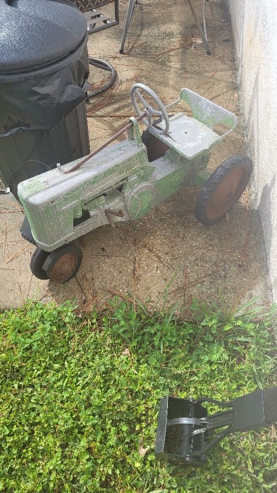 1953 John Deere 60 Pedal Tractor