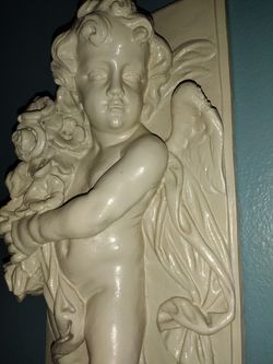 Large Vintage Sculpted Venetian Angel Thumbnail