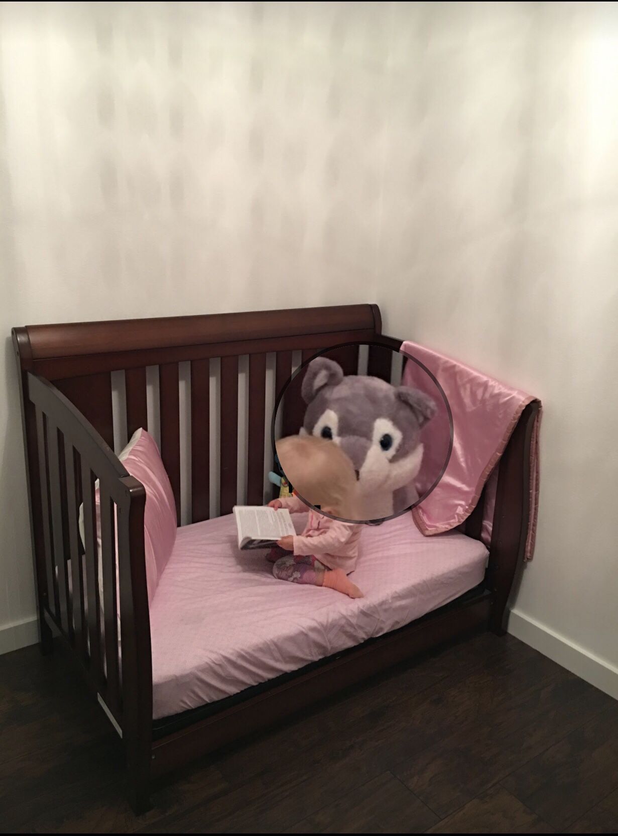 Crib Bed W 6 Drawer Dresser