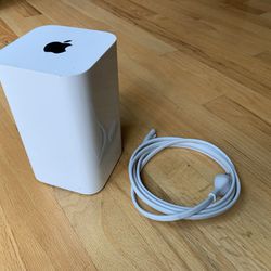 6th Gen Airport Extreme Dual Band AC Router Thumbnail