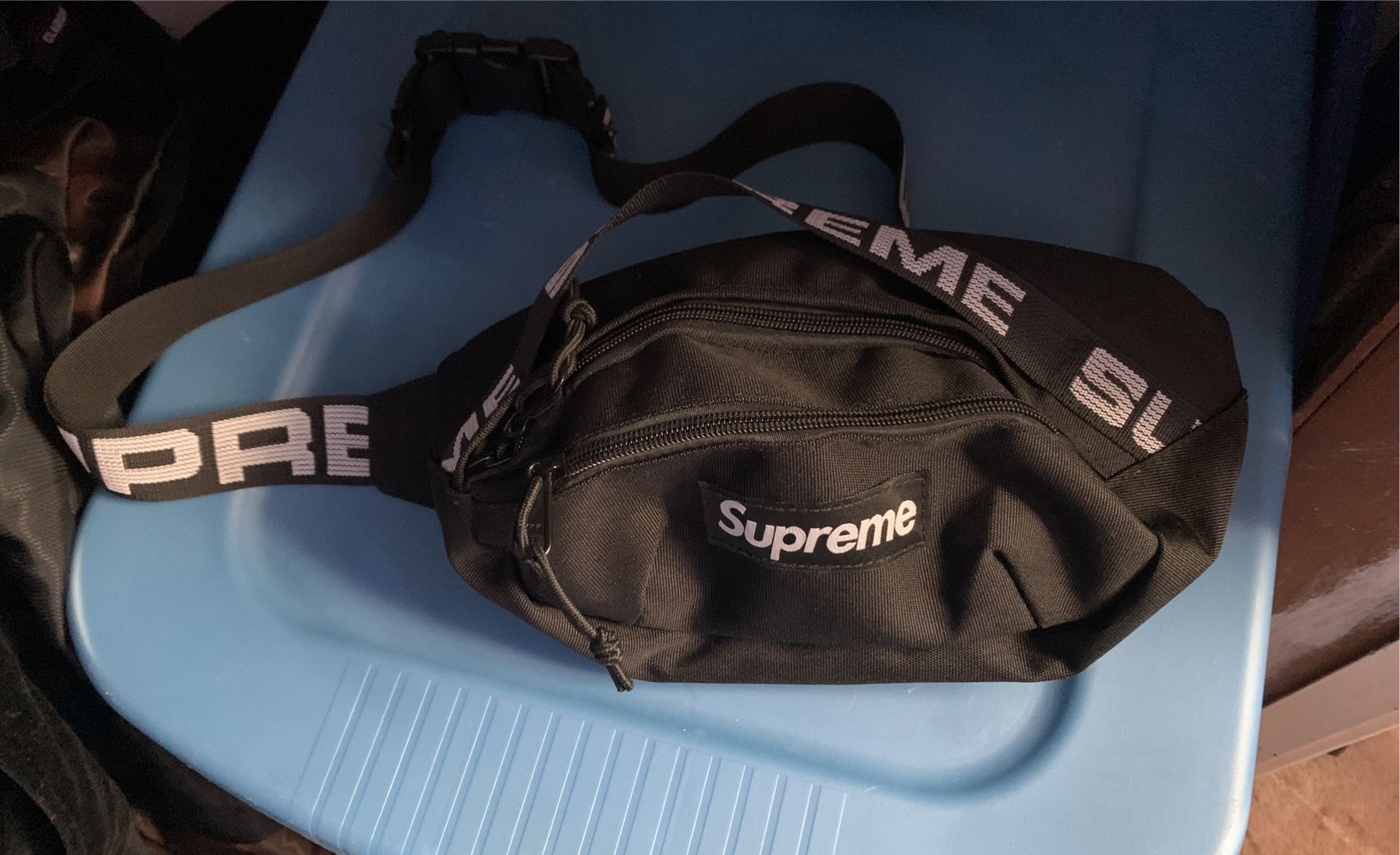 Supreme Waist Bag (2018)