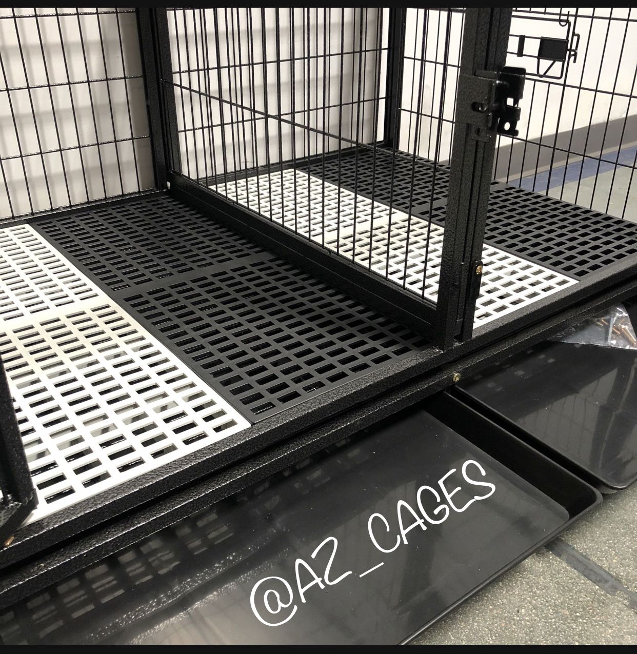 Brand New 42” Heavy Duty Dog Pet Double door Kennel Crate Cage 🐕‍🦺🐩🐶  with Comfy Plastic Floor 🐾💟 please see dimensions in second picture 🇺🇸 
