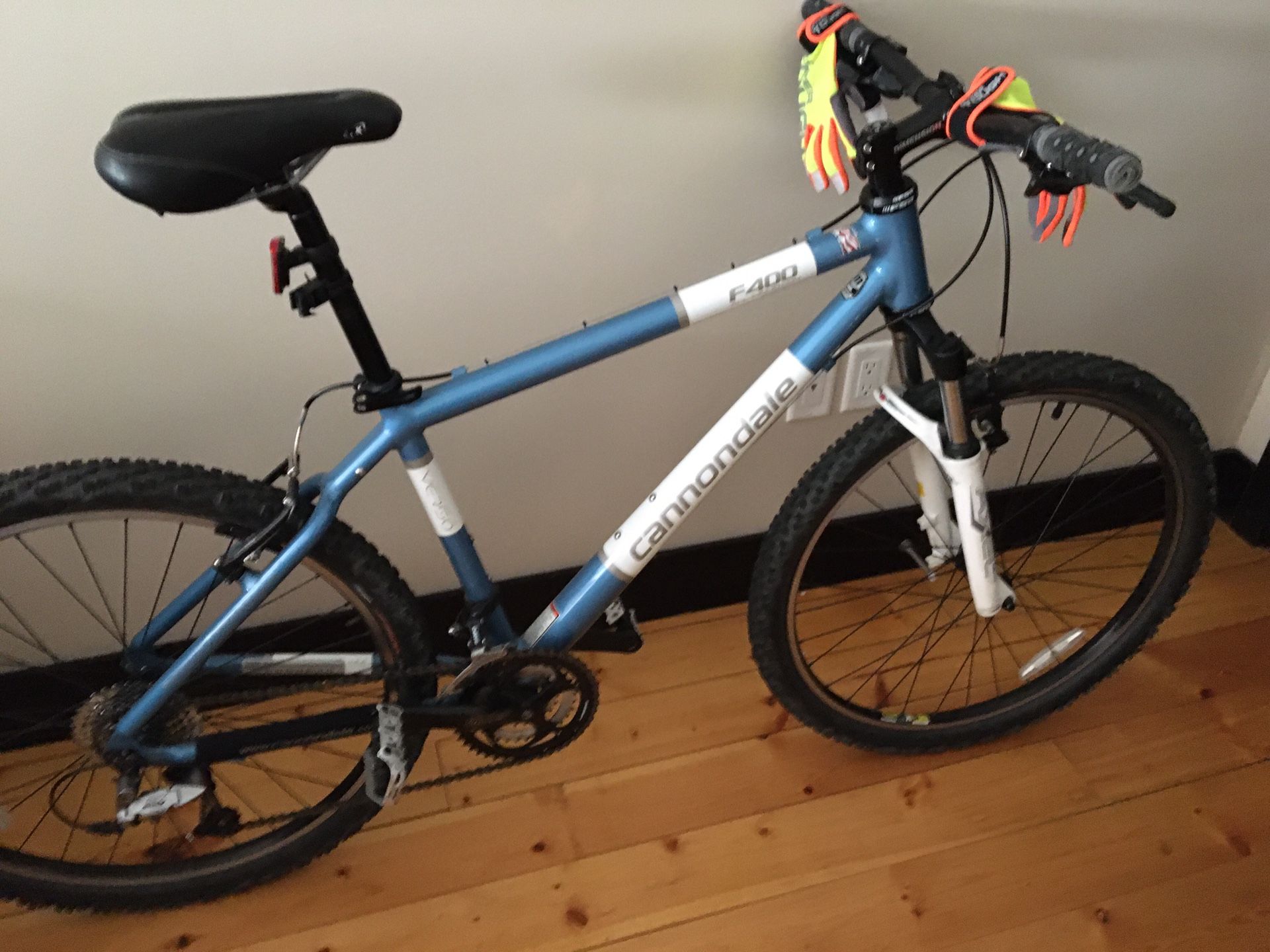 Cannondale F400 All Mountain Bike