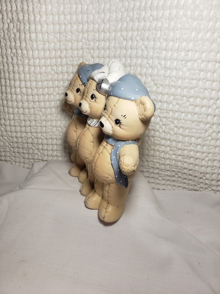 Ceramic Teddy bear trio . Good condition and smoke free home. Measures 8 3/4" T X 9 3/4" L