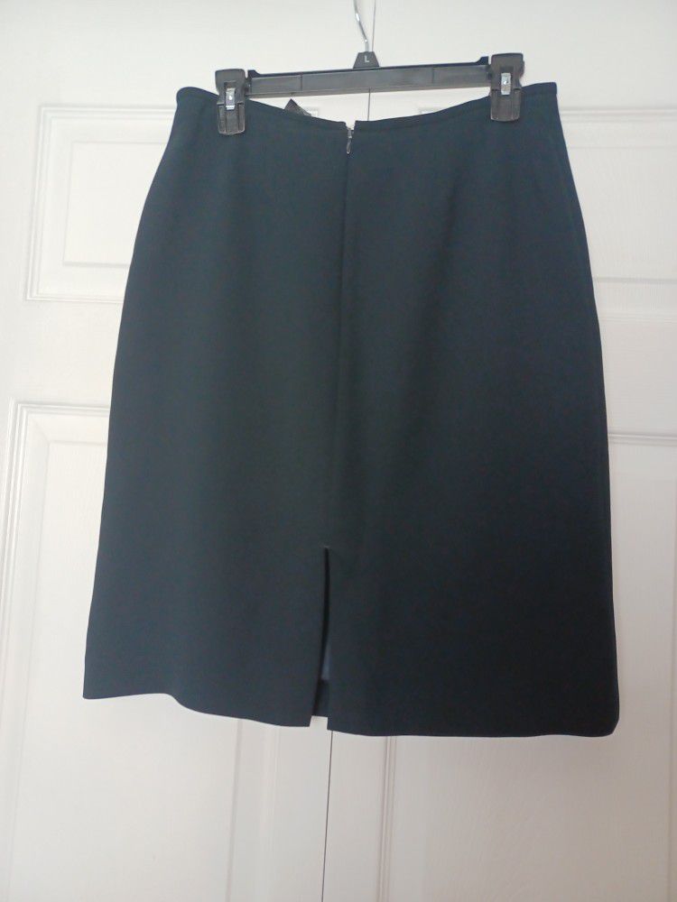 Women's Black  Pencil Skirt Size 6Pre-owned