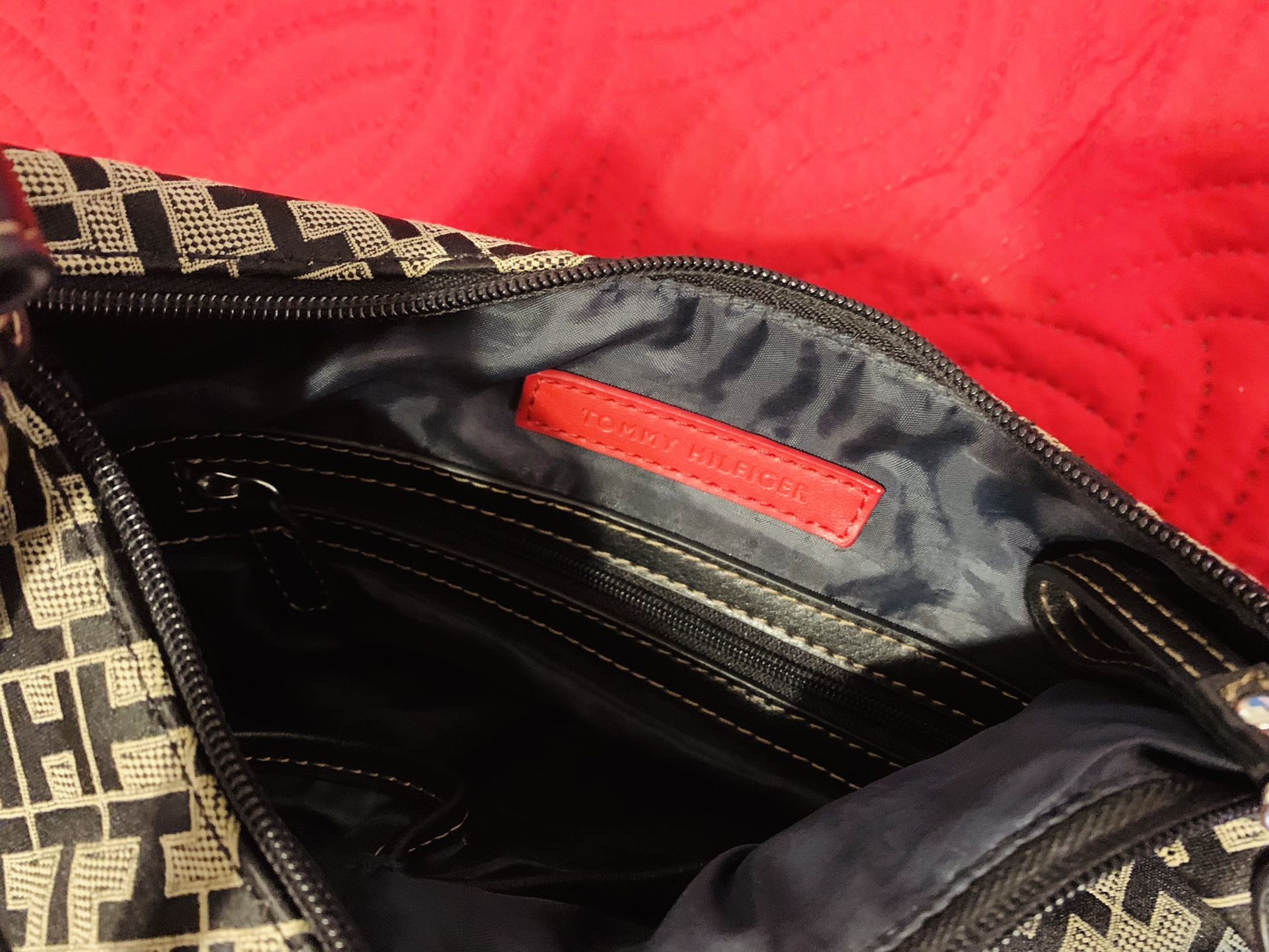 Tommy Hilfiger Shoulder Bag | Classic | Small