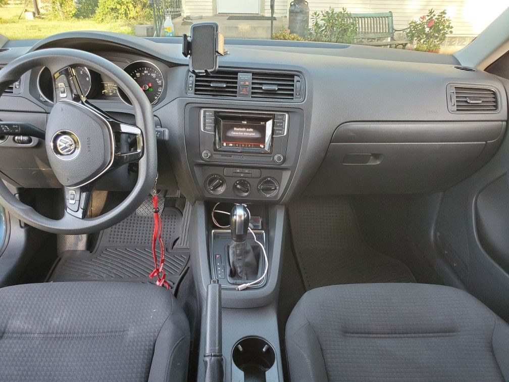 2016 Volkswagen Jetta