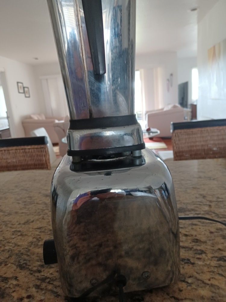 Vintage Vitamix 2200 Sidewinder