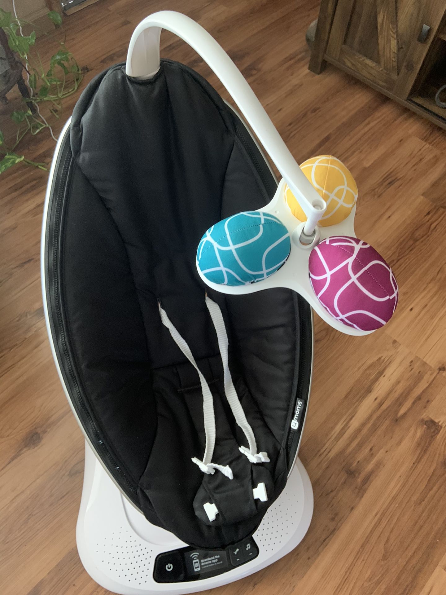 4moms mamaRoo