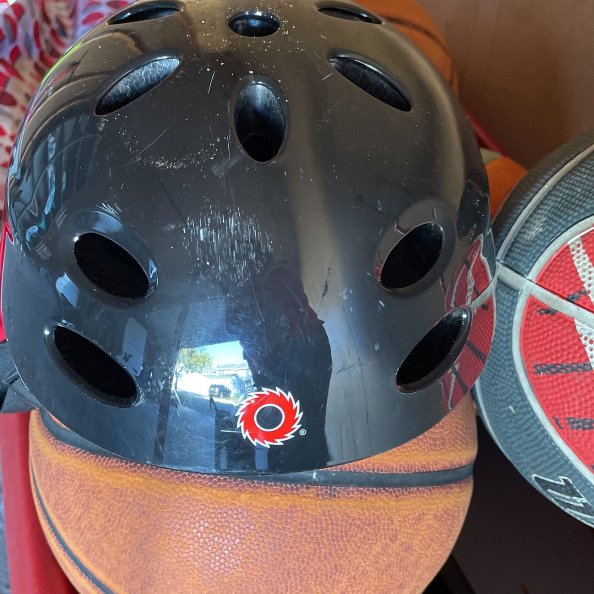 Razor Helmet