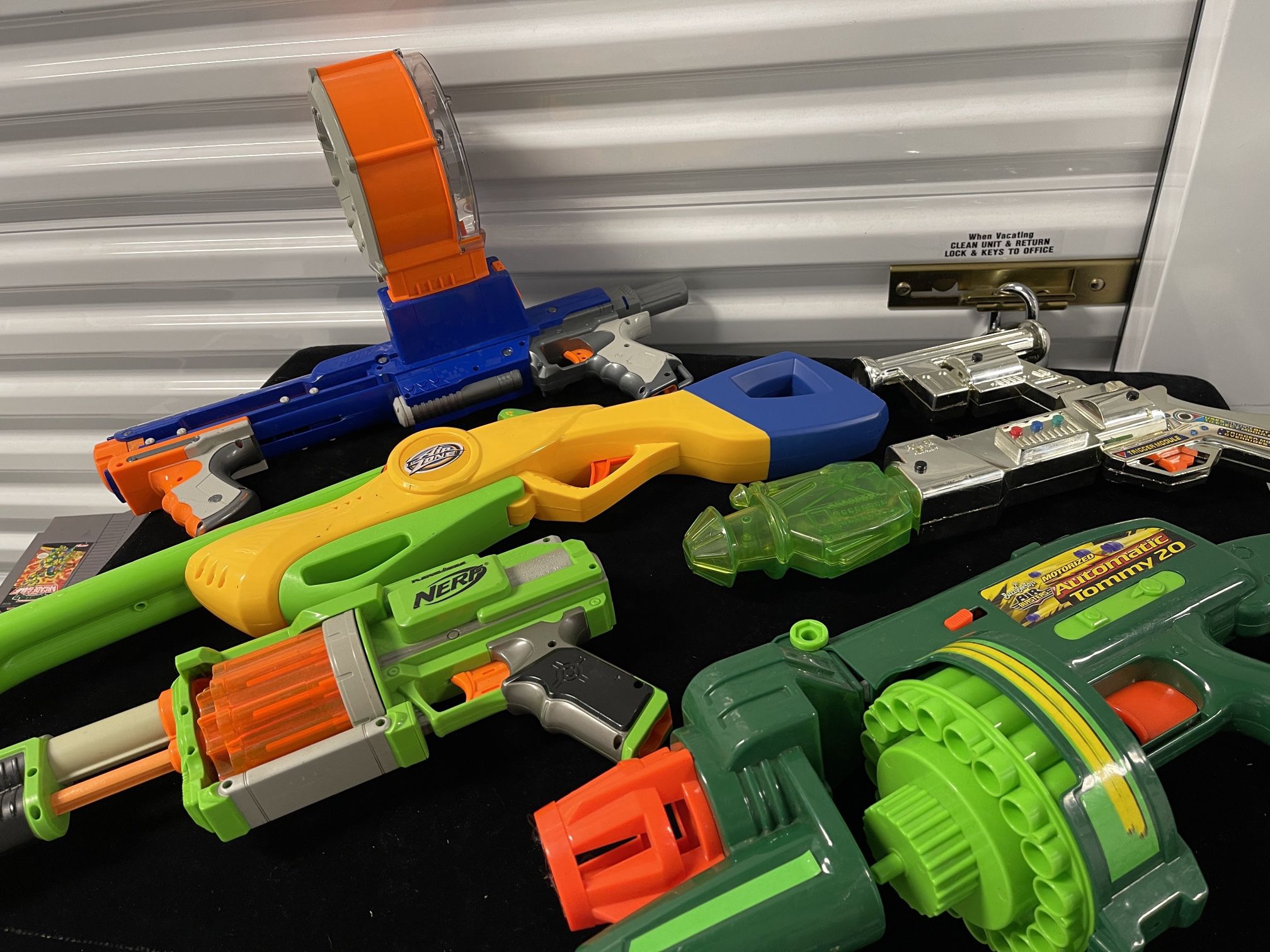 A Lot Of 20 Kids Toy Guns