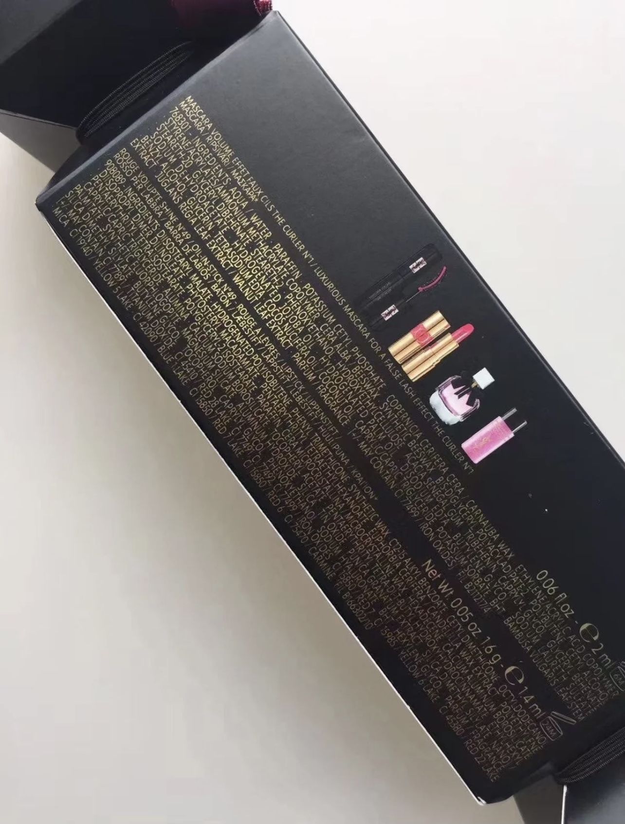Limited Edition Yves Saint Laurent Mon Paris Cracker
