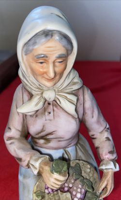 HOMCO ~ "Elderly Woman w/Grapes", 8"T ~ Bisque Figurine # 1433 Thumbnail