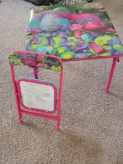Trolls Chair And Table For Girls Thumbnail